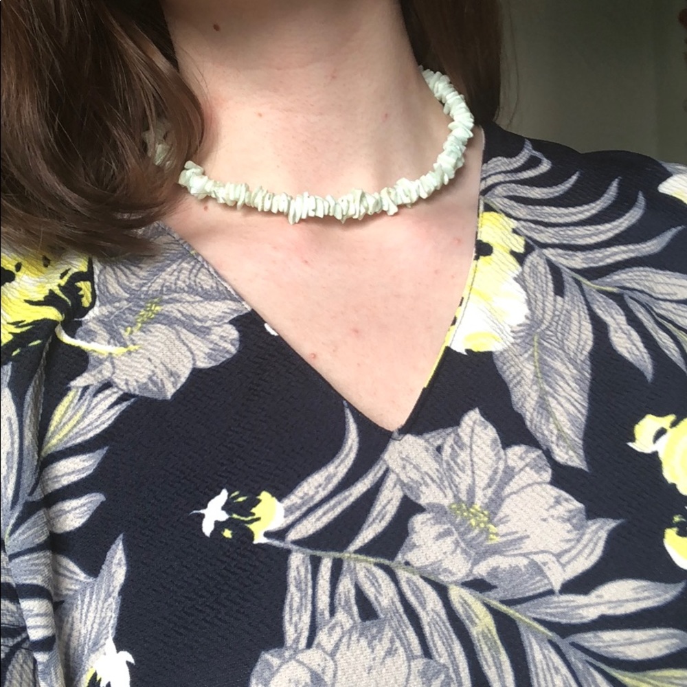 💚💛 Teal Puka Shell Necklace 💛💚